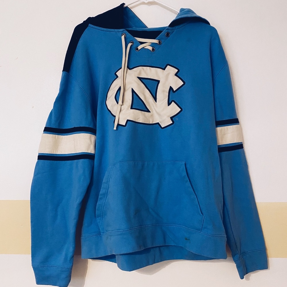 UNC sweatshirt